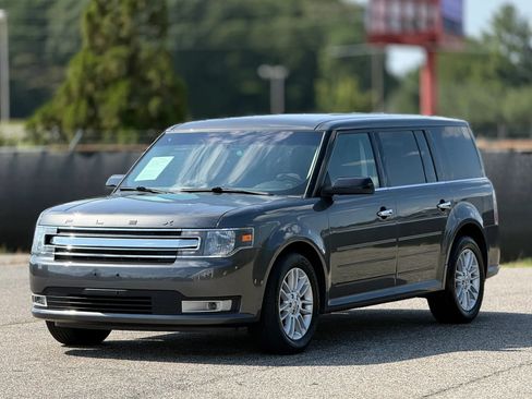 Used 2017 Ford Flex SEL w/ Equipment Group 202A AWD/4WD image 6