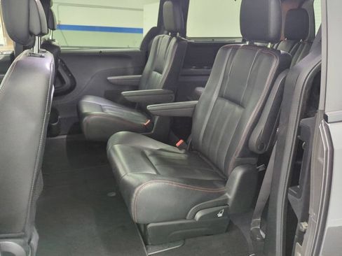 Used 2017 Dodge Grand Caravan GT FWD image 22