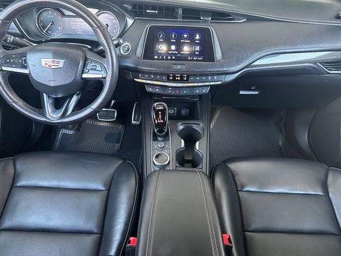 Used 2022 Cadillac XT4 Sport FWD image 15
