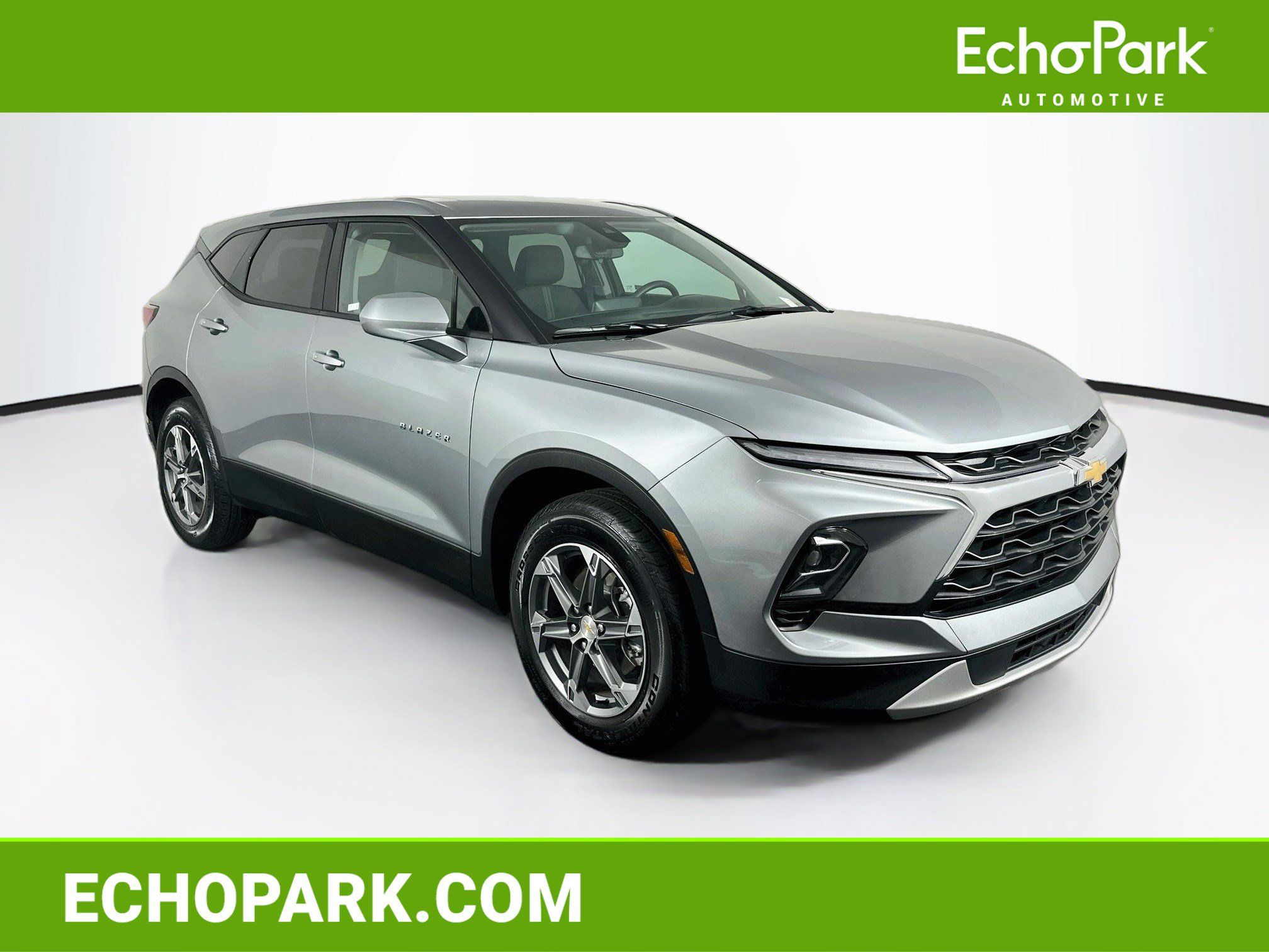 Used 2026 Chevrolet Blazer LT FWD image 1
