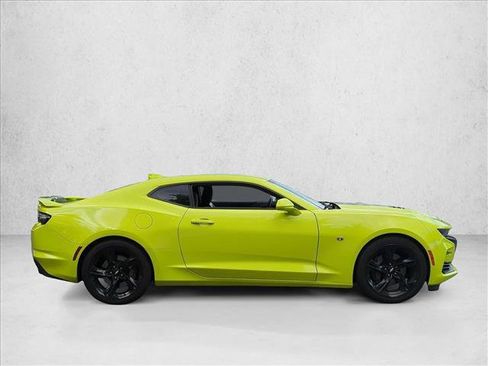 Used 2019 Chevrolet Camaro SS RWD image 4