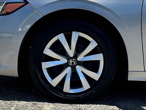 Used 2023 Honda Civic LX image 8