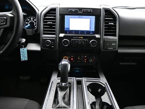 Used 2020 Ford F150 XLT w/ Equipment Group 302A Luxury AWD/4WD image 18