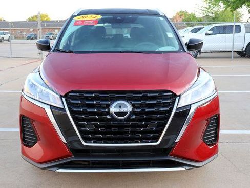 Certified 2024 Nissan Kicks SV FWD image 4