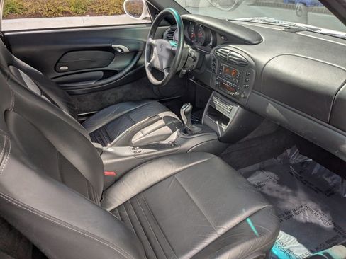 Used 2000 Porsche Boxster RWD image 27