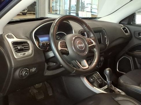 Used 2018 Jeep Compass Latitude w/ Popular Equipment Group AWD/4WD image 10