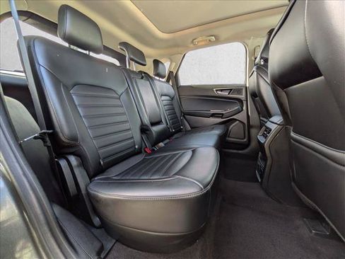 Used 2020 Ford Edge SEL w/ Convenience Package FWD image 19