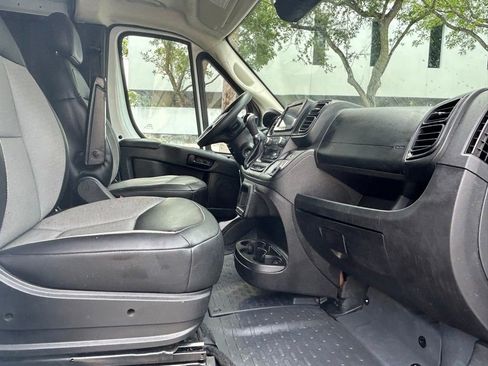 Used 2023 RAM ProMaster 2500 FWD image 27