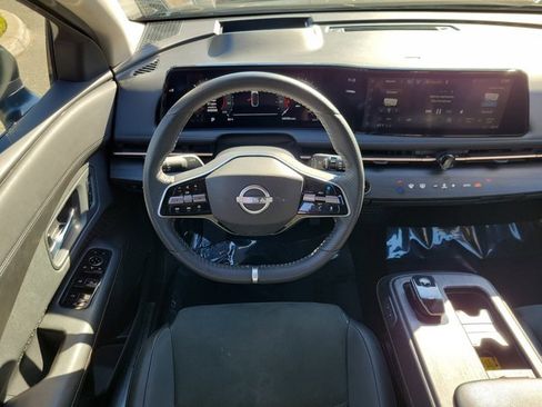 Used 2023 Nissan Ariya AWD image 14