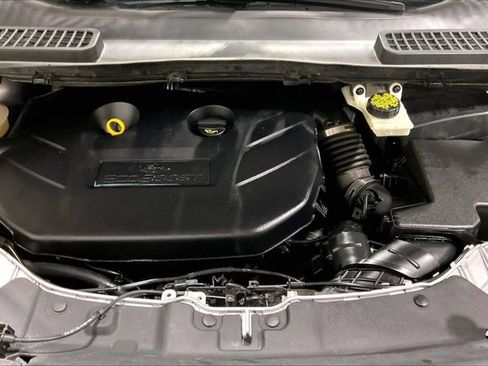 Used 2015 Ford Escape Titanium image 10