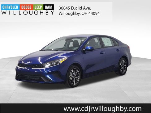 Used 2023 Kia Forte LXS FWD image 1