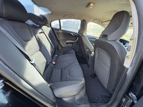 Used 2014 Volvo S60 T5 FWD image 22