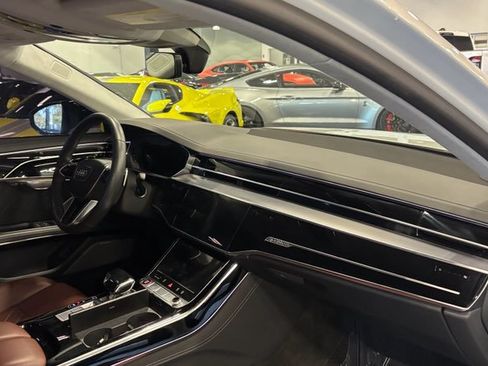 Used 2023 Audi S8 AWD/4WD image 11
