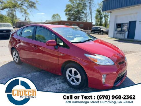 Used 2015 Toyota Prius Two image 3
