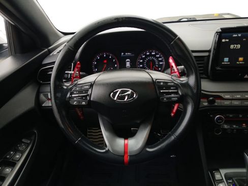 Used 2019 Hyundai Veloster Turbo FWD image 21
