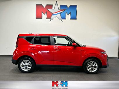 Used 2022 Kia Soul LX w/ Technology Package