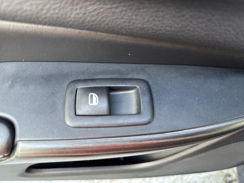 Used 2015 Jeep Cherokee Limited AWD/4WD image 25