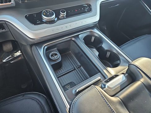 New 2026 Ford Expedition Platinum w/ Driver's Package image 26