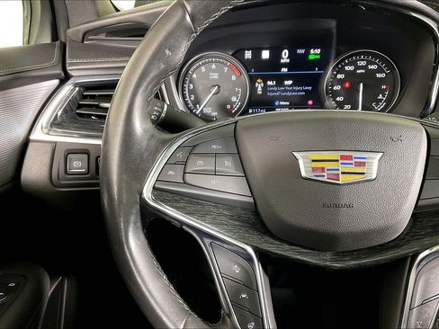 Used 2021 Cadillac XT5 Premium Luxury AWD/4WD image 16