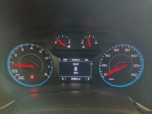 Used 2018 Chevrolet Equinox LS FWD image 23