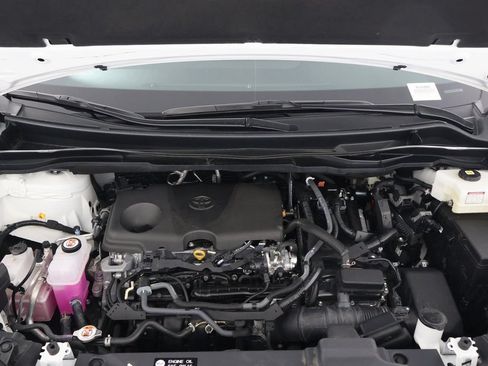 Used 2026 Toyota Sienna XSE FWD image 13