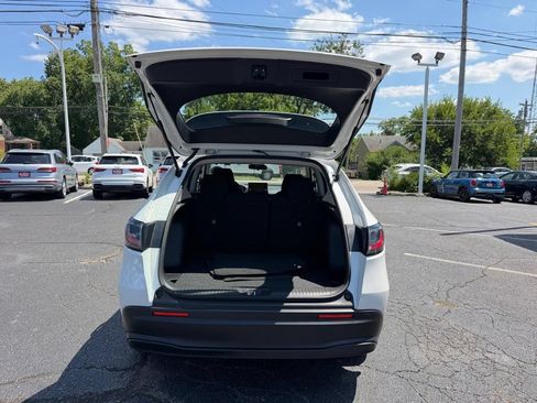 Used 2025 Honda HR-V LX image 20