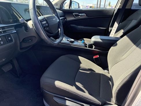 Certified 2026 Kia Sportage LX FWD image 4