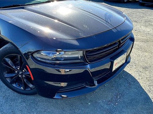 Used 2021 Dodge Charger SXT w/ Blacktop Package image 4