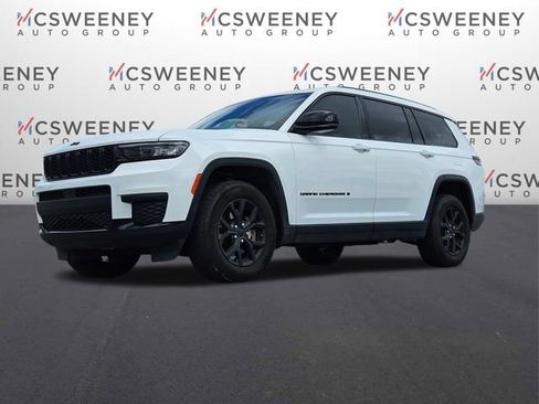 Used 2024 Jeep Grand Cherokee L Laredo AWD/4WD image 1