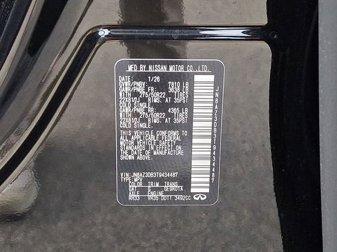 New 2026 INFINITI QX80 4WD w/ Sport Exterior Package image 18