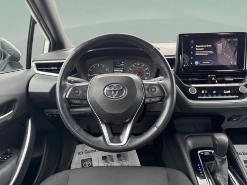 Certified 2024 Toyota Corolla SE image 9