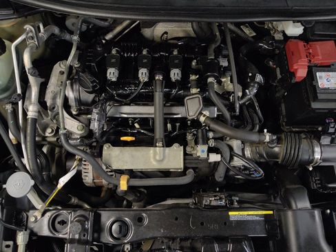 Used 2021 Nissan Versa SV FWD image 30