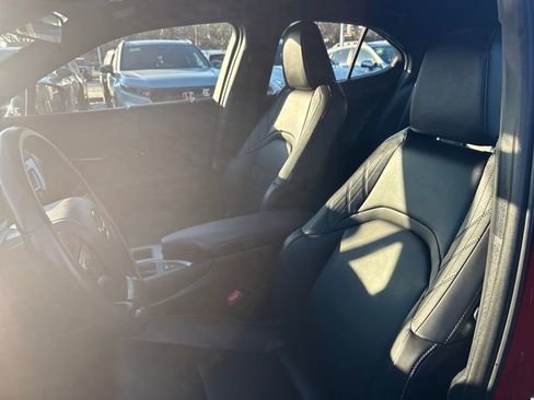 Used 2023 Lexus UX 250h AWD image 15