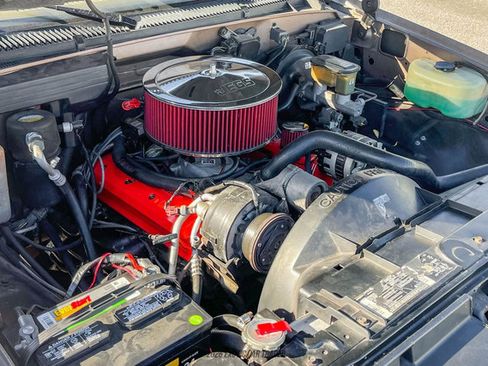 Used 1994 Chevrolet Silverado 1500 2WD Regular Cab image 17