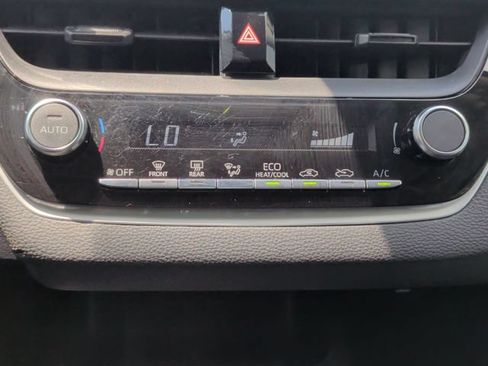 Used 2024 Toyota Corolla LE FWD image 25