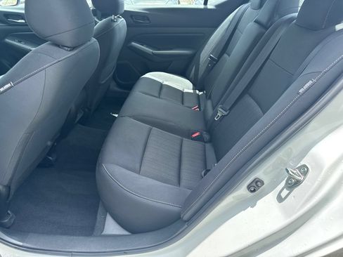 Used 2025 Nissan Altima 2.5 SV FWD image 20