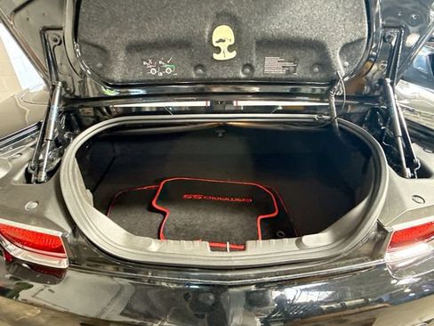 Used 2011 Chevrolet Camaro SS RWD image 21