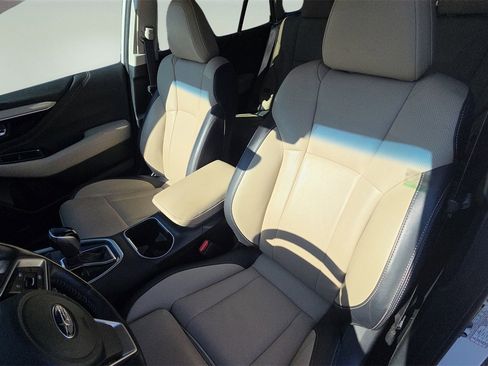 Used 2021 Subaru Outback Limited image 34