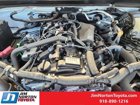 Used 2026 Toyota Tacoma SR5 image 31