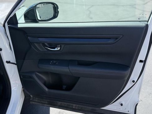 Used 2026 Honda CR-V TrailSport image 36