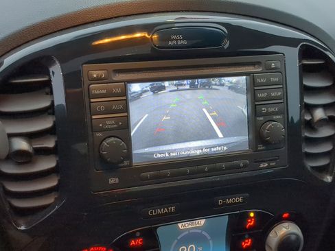 Used 2014 Nissan Juke SV w/ Navigation Package image 17