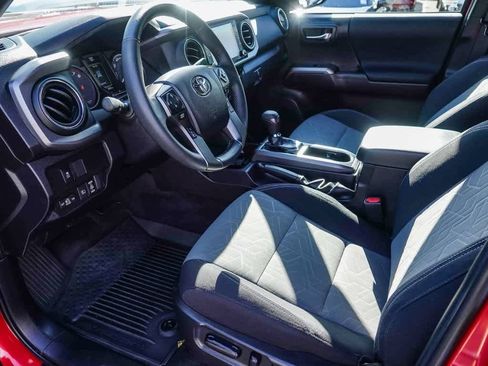 Used 2023 Toyota Tacoma TRD Off-Road image 16