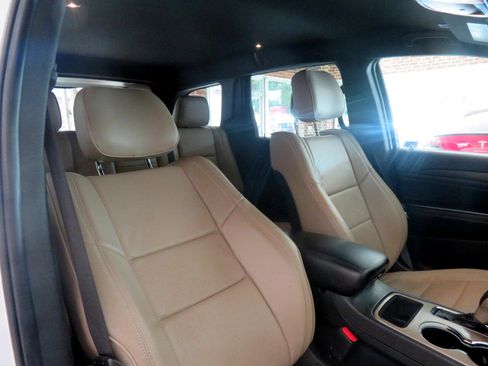 Used 2017 Jeep Grand Cherokee Laredo image 27