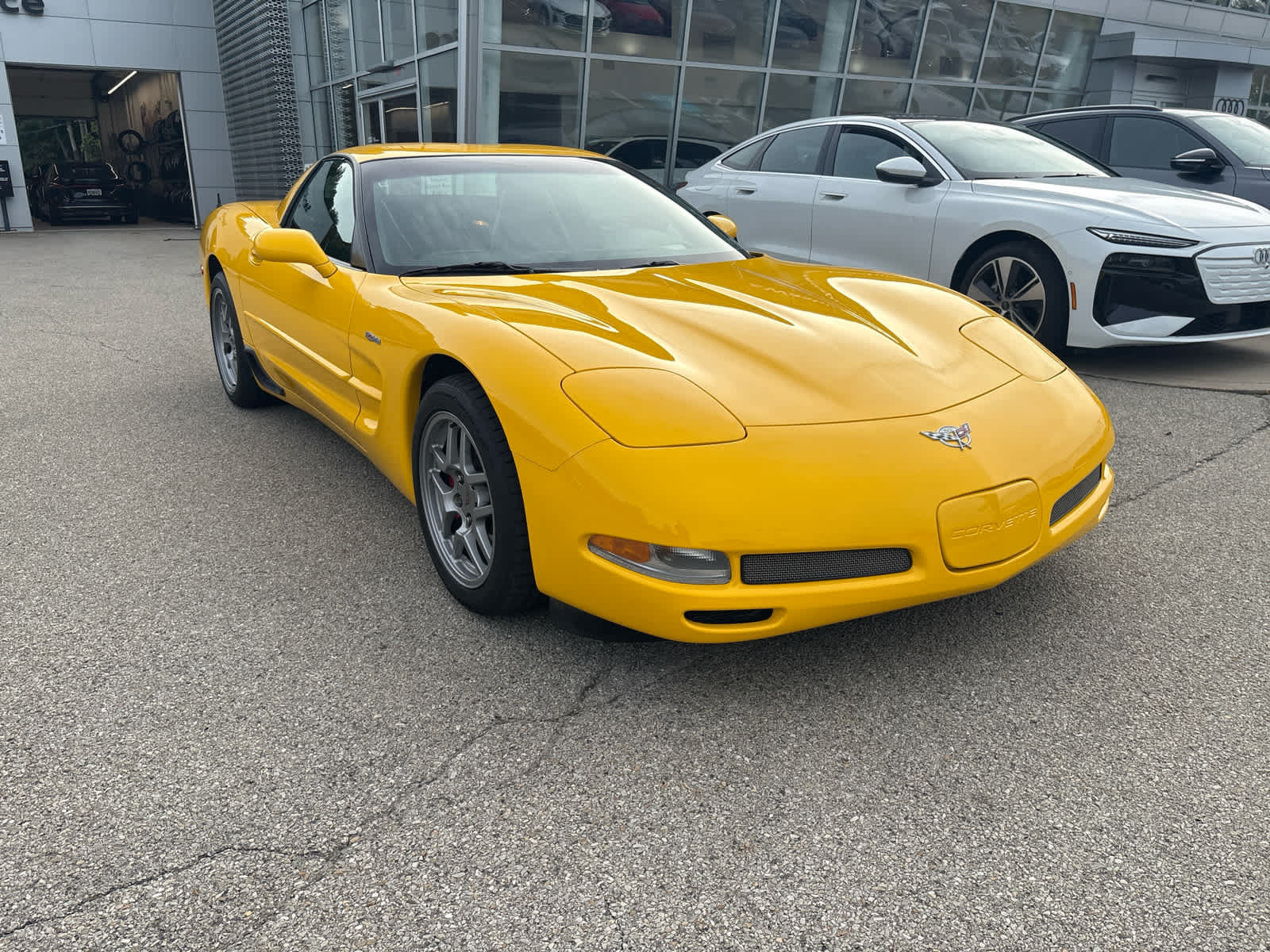 Used 2003 Chevrolet Corvette Z06 w/ Memory Package, 3 Drivers RWD image 2