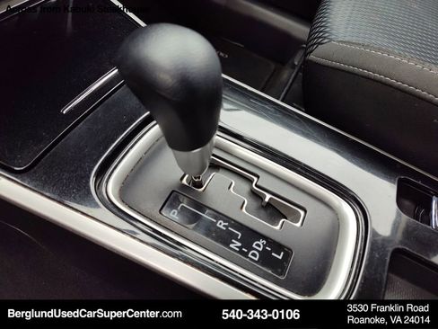 Used 2019 Mitsubishi Outlander ES image 28