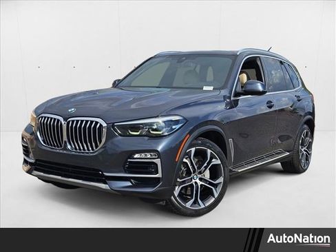 Used 2021 BMW X5 xDrive40i w/ Convenience Package image 1