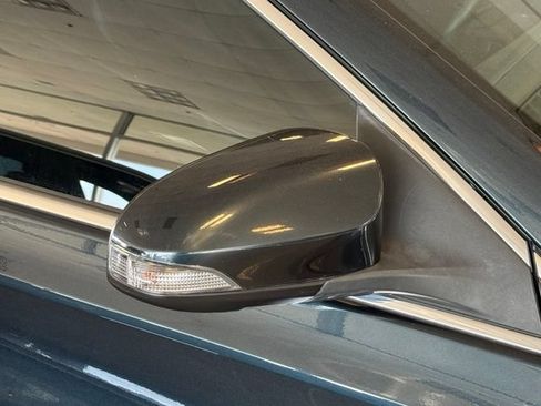 Used 2016 Toyota Avalon Limited w/ Toyota Safety Sense Package FWD image 14