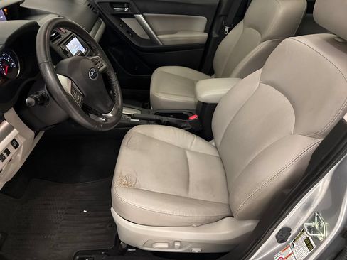 Used 2015 Subaru Forester 2.5i Limited AWD/4WD image 18