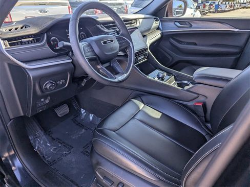 Used 2024 Jeep Grand Cherokee Limited w/ Trailer Tow Package image 23