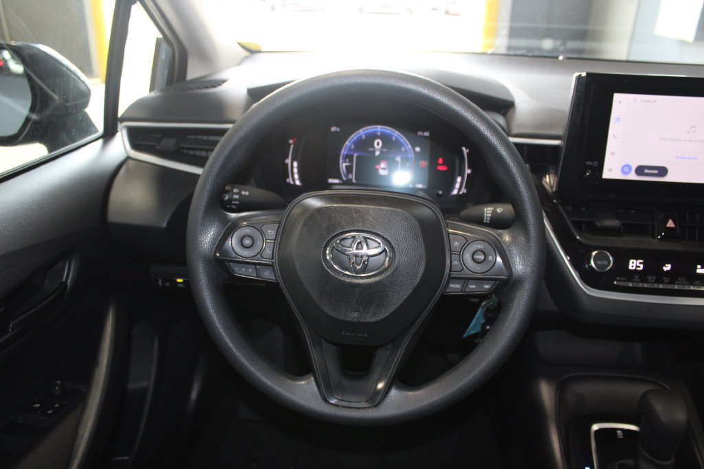 Used 2026 Toyota Corolla LE FWD image 12
